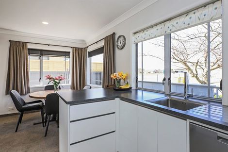 Photo of property in 36a Anzac Avenue, Onekawa, Napier, 4110