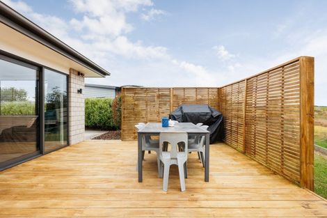 Photo of property in 13 Oxnam Place, Foxton Beach, Foxton, 4815