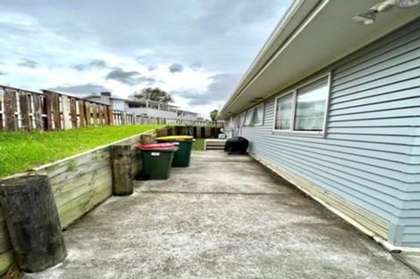 Photo of property in 62a Lauderdale Road, Birkdale, Auckland, 0626