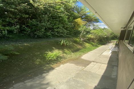 Photo of property in 15f1 Bloomsbury Grove, Newlands, Wellington, 6037