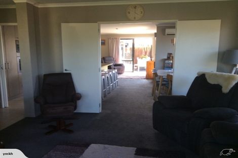 Photo of property in 13 Rochester Crescent, Rolleston, 7614