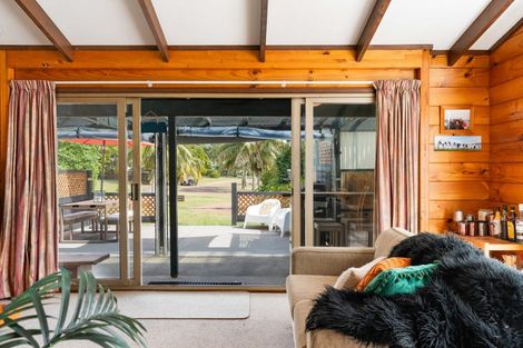 Photo of property in 15 Pitkethley Circle, Pauanui, Hikuai, 3579