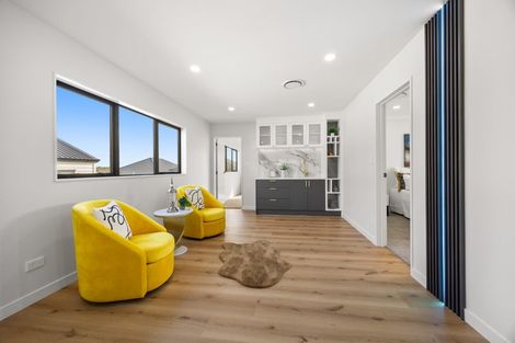 Photo of property in 35 Park Green Avenue, Rosehill, Papakura, 2113