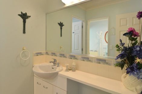 Photo of property in 2 Tealmere Grove, Maunu, Whangarei, 0110