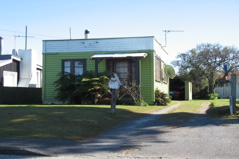 Photo of property in 117 Hoffman Street, Hokitika, 7810
