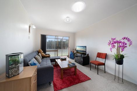 Photo of property in 2/2 Vodanovich Road, Te Atatu South, Auckland, 0610