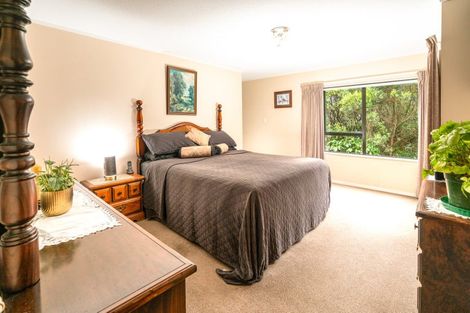 Photo of property in 91 Woodman Drive, Tawa, Wellington, 5028