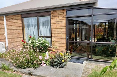 Photo of property in 16b Kowhai Avenue, Rangiora, 7400