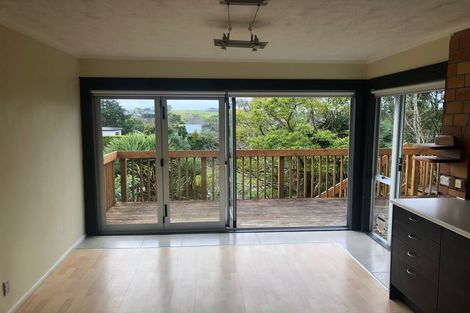Photo of property in 2/12 Willis Street, Torbay, Auckland, 0630