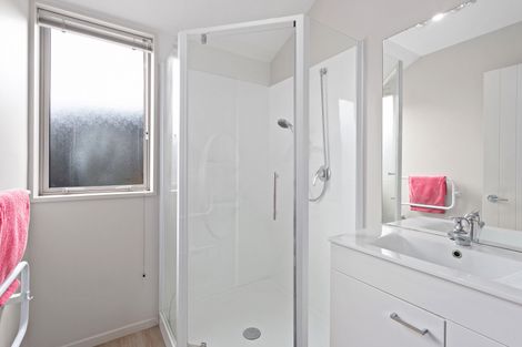 Photo of property in 33a Wilsons Road South, Saint Martins, Christchurch, 8022