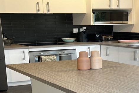 Photo of property in 20 Chamberlain Road, Karori, Wellington, 6012