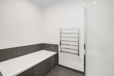 Photo of property in 4/1 Scott Road, Hobsonville, Auckland, 0616