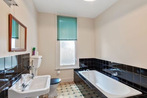 Photo of property in 18 Gloucester Street, Whanganui, 4500