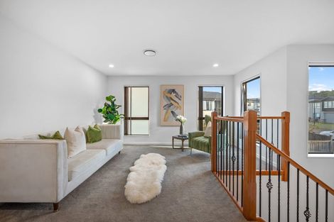 Photo of property in 14 Rathmullen Place, Pinehill, Auckland, 0632