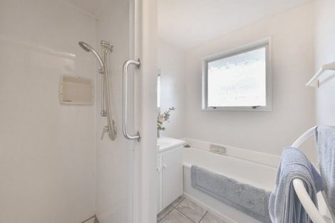 Photo of property in 363 Withells Road, Avonhead, Christchurch, 8042
