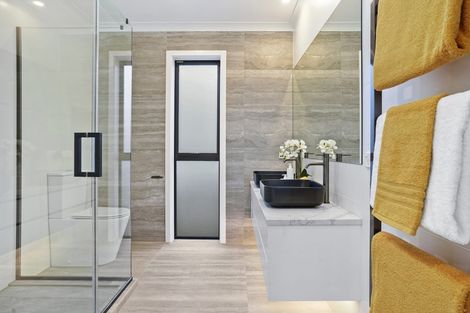 Photo of property in 116 Godfrey Drive, Orewa, 0931