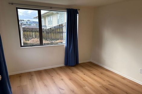 Photo of property in 9 Woodall Place, Totara Vale, Auckland, 0627