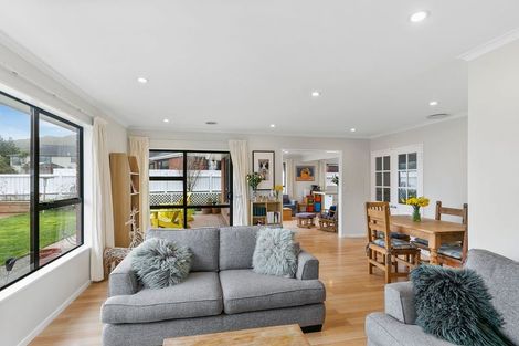 Photo of property in 61 Satara Crescent, Khandallah, Wellington, 6035