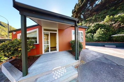 Photo of property in 469a Ohiro Road, Brooklyn, Wellington, 6021