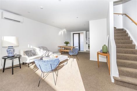 Photo of property in 74u5 Derwent Street, Island Bay, Wellington, 6023