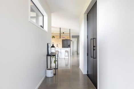 Photo of property in 13 Thomason Road, Egmont Village, New Plymouth, 4371