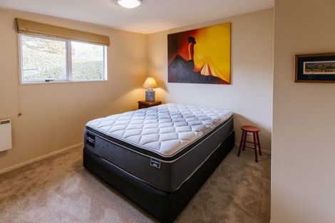 Photo of property in 3 Beech Street, Wanaka, 9305