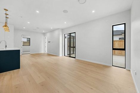 Photo of property in 12 Piko Road, Opaheke, 2113
