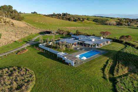 Photo of property in 752 Ponatahi Road, Martinborough, Carterton, 5792