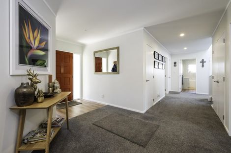 Photo of property in 34 Samwell Drive, Whitby, Porirua, 5024
