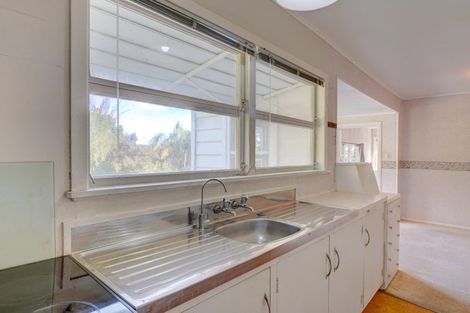 Photo of property in 32 Yorke Road, Haruru, 0204