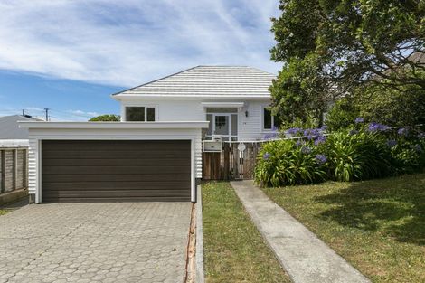 Photo of property in 14 Raumati Terrace, Khandallah, Wellington, 6035