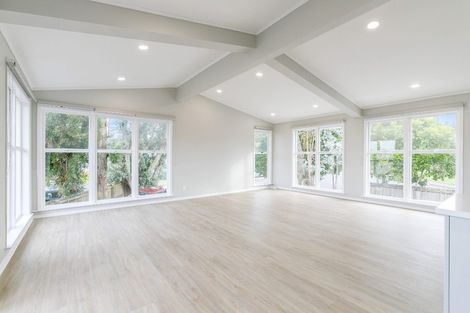 Photo of property in 16 Helena Street, Massey, Auckland, 0614