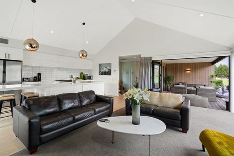 Photo of property in 4 Hidden Hills Drive, Wanaka, 9305