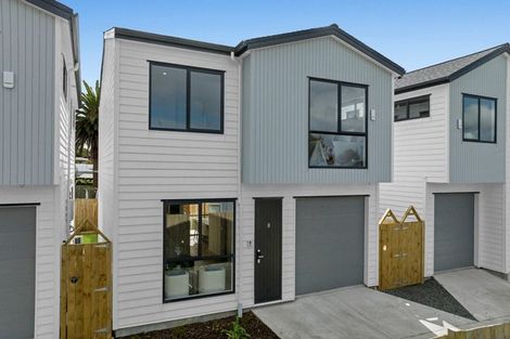 Photo of property in 23b Studfall Street, Pakuranga Heights, Auckland, 2010