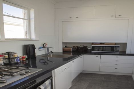 Photo of property in 2/80 Freyberg Street, Lyall Bay, Wellington, 6022