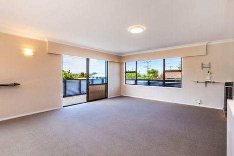 Photo of property in 16 Huia Street, Taupo, 3330