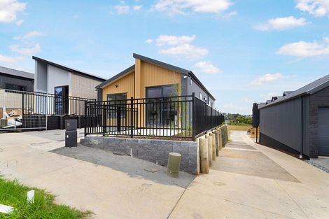Photo of property in 31 Aituaa Road, Pukekohe, 2120