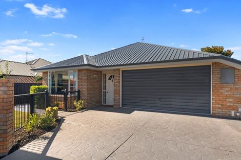 Photo of property in 4 Ashmore Lane, Strowan, Christchurch, 8052