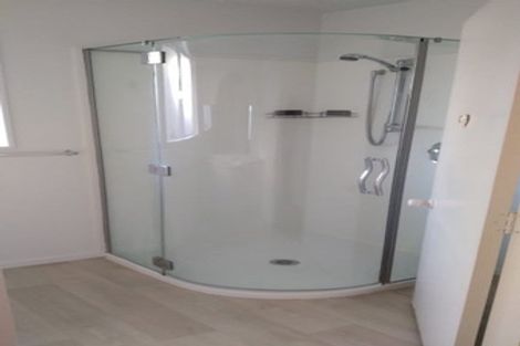 Photo of property in 4 Solway Avenue, Ilam, Christchurch, 8041