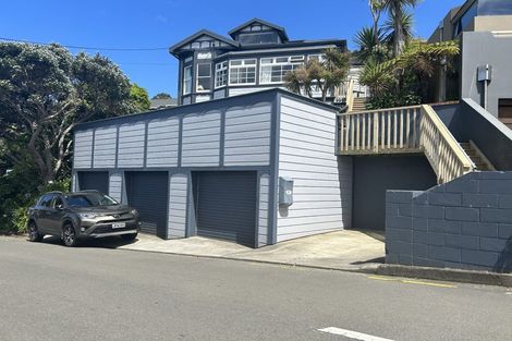 Photo of property in 62f1 Roseneath Terrace, Roseneath, Wellington, 6011
