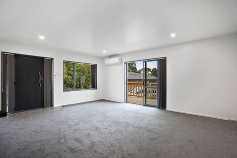 Photo of property in 8 Vino Cina Heights, Ranui, Auckland, 0612