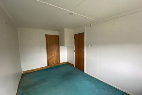 Photo of property in 75 Mould Street, Waitara, 4320