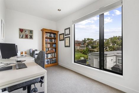 Photo of property in 2a Arthur Crescent, Hauraki, Auckland, 0622