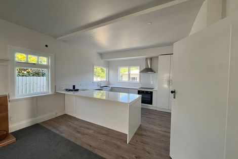 Photo of property in 44 Centaurus Road, Cashmere, Christchurch, 8022