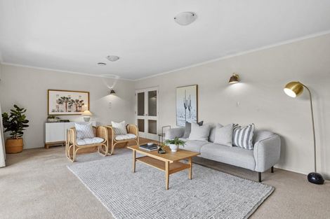 Photo of property in 8 Terrylyn Drive, Hillcrest, Auckland, 0627