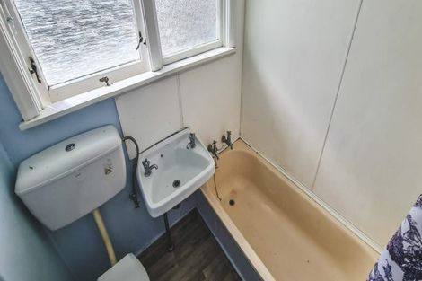 Photo of property in 148-152 Champion Street, Cannons Creek, Porirua, 5024