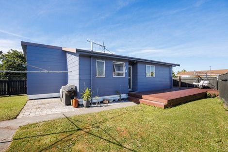 Photo of property in 61 Hillcrest Drive, Kelvin Grove, Palmerston North, 4414