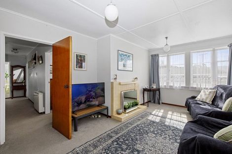 Photo of property in 114 Judd Crescent, Naenae, Lower Hutt, 5011