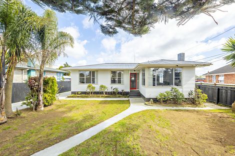 Photo of property in 8 Daniel Avenue, Mangere East, Auckland, 2024