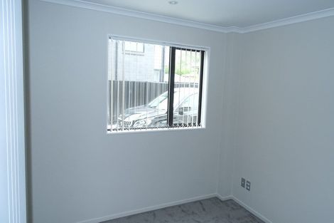 Photo of property in 8b Cambridge Road, Manurewa, Auckland, 2102